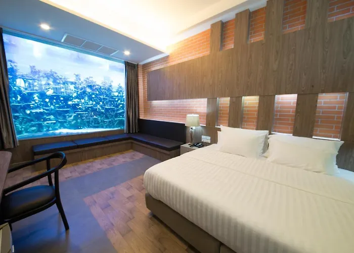 V20 Boutique Jacuzzi Bangkok