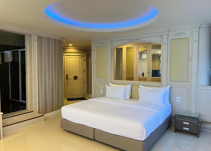 V20 Boutique Jacuzzi 4* בנגקוק