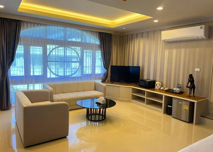 V20 Boutique Jacuzzi Hotel 4*