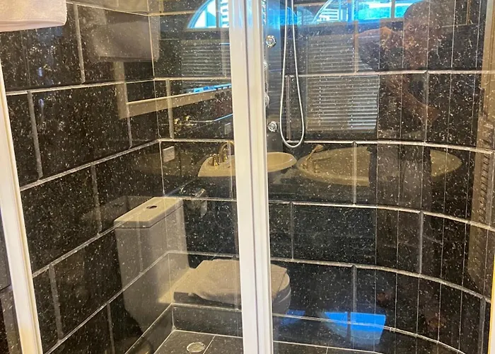 Hotel V20 Boutique Jacuzzi Bangkok
