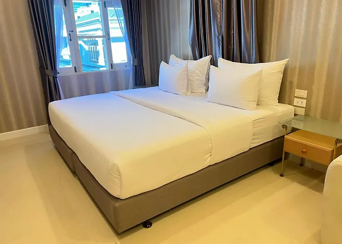 V20 Boutique Jacuzzi