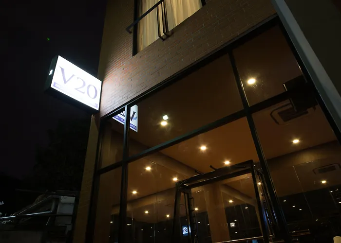 V20 Boutique Jacuzzi Hotel Bangkok