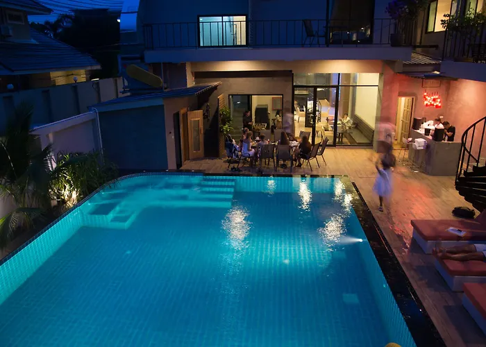 Hotel V20 Boutique Jacuzzi 4*