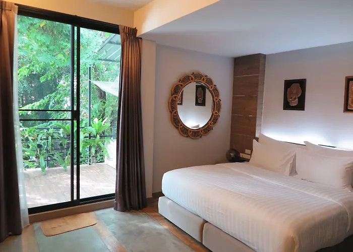 Hotel V20 Boutique Jacuzzi 4*