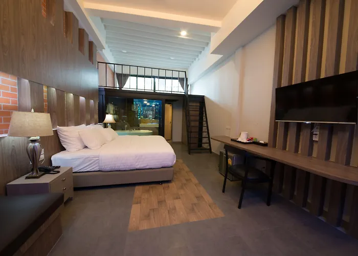 V20 Boutique Jacuzzi 4* Bangkok